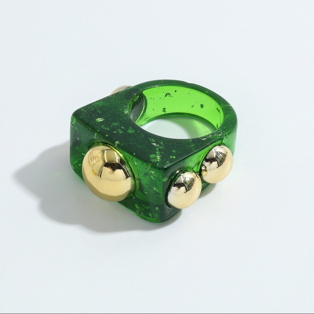 COPY - Chunky Statement Retro Resin Acrylic Ring Green Gold - Picture 2 of 3